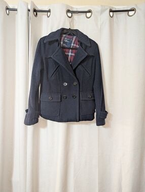 2009 Navy Blue American Eagle Medium Button Up Jacket